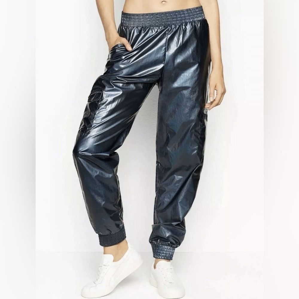NWT - Victoria’s Secret Sport Shine Joggers - Size XS